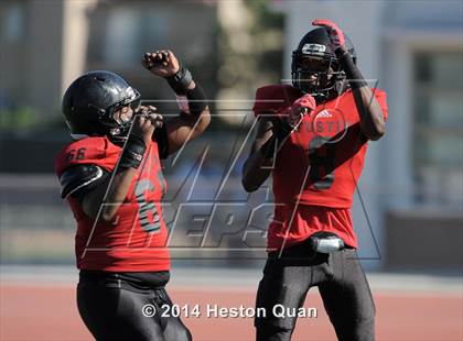 Thumbnail 3 in Kennedy @ Tustin photogallery.