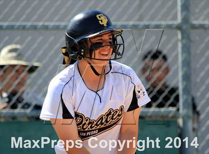 Thumbnail 3 in Banning @ San Pedro photogallery.