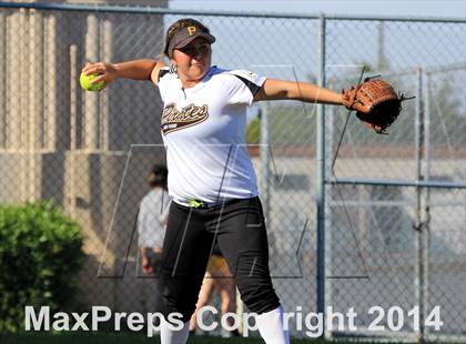 Thumbnail 2 in Banning @ San Pedro photogallery.