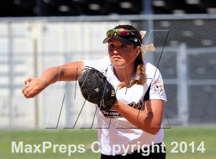 Thumbnail 1 in Banning @ San Pedro photogallery.
