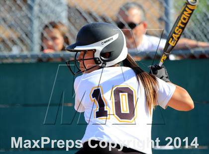 Thumbnail 3 in Banning @ San Pedro photogallery.