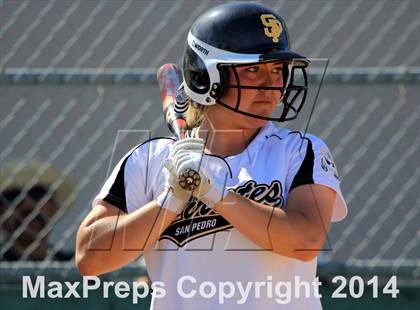 Thumbnail 3 in Banning @ San Pedro photogallery.