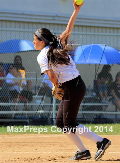 Thumbnail 2 in Banning @ San Pedro photogallery.