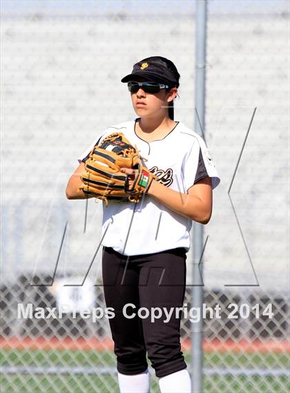 Thumbnail 3 in Banning @ San Pedro photogallery.