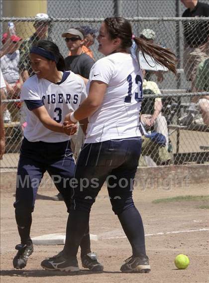Thumbnail 2 in Notre Dame vs. Stevenson (CIF CCS D3 Final) photogallery.