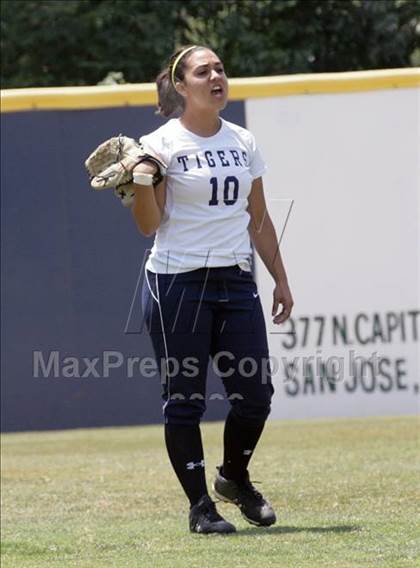 Thumbnail 2 in Notre Dame vs. Stevenson (CIF CCS D3 Final) photogallery.