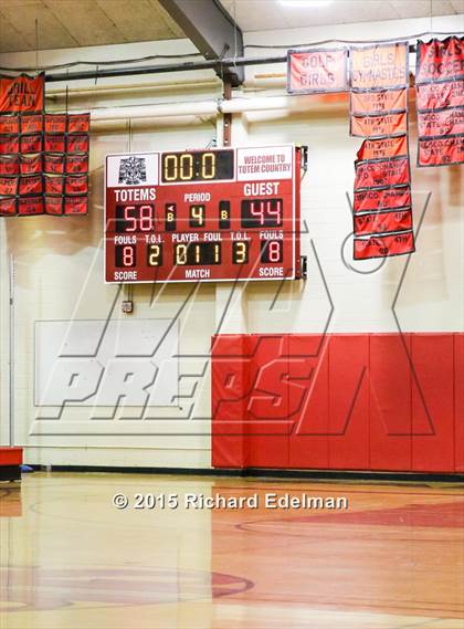 Thumbnail 2 in Foster vs. Sammamish  photogallery.