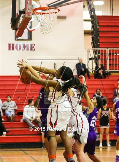 Thumbnail 3 in Foster vs. Sammamish  photogallery.