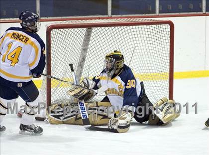 Thumbnail 3 in John Burroughs vs. Mehlville photogallery.