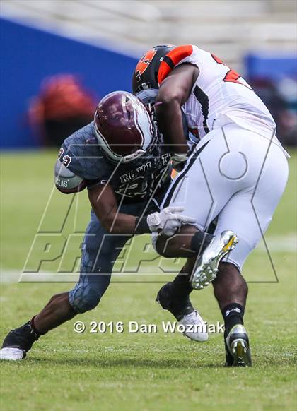 Thumbnail 3 in Rowlett vs. Rockwall (Cotton Bowl Stadium Prep Showcase) photogallery.
