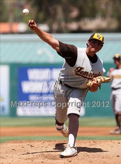 Thumbnail 2 in Temecula Valley vs. Vista Murrieta photogallery.