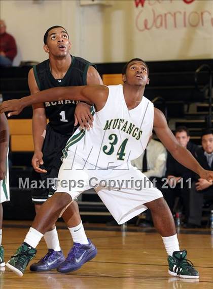 Thumbnail 2 in McNair vs. Monterey Trail (Mel Good Holiday Classic) photogallery.