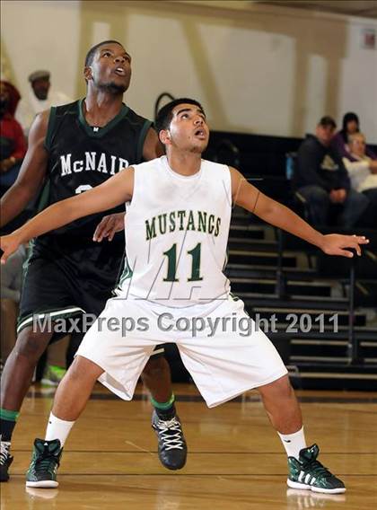 Thumbnail 2 in McNair vs. Monterey Trail (Mel Good Holiday Classic) photogallery.