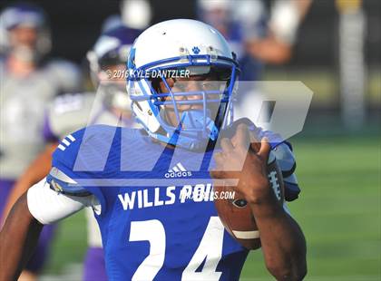 Thumbnail 2 in Bonham vs Wills Point (4A Division 2 Region 2 bi-district) photogallery.