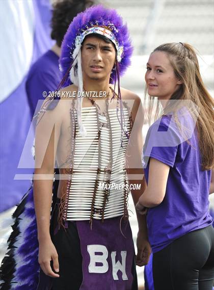 Thumbnail 2 in Bonham vs Wills Point (4A Division 2 Region 2 bi-district) photogallery.