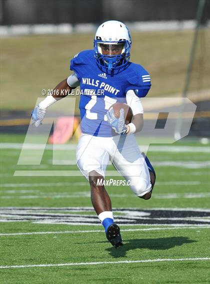 Thumbnail 3 in Bonham vs Wills Point (4A Division 2 Region 2 bi-district) photogallery.