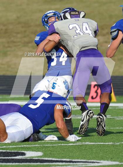 Thumbnail 1 in Bonham vs Wills Point (4A Division 2 Region 2 bi-district) photogallery.