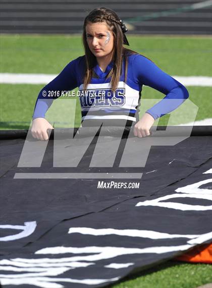 Thumbnail 1 in Bonham vs Wills Point (4A Division 2 Region 2 bi-district) photogallery.
