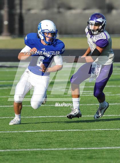 Thumbnail 3 in Bonham vs Wills Point (4A Division 2 Region 2 bi-district) photogallery.