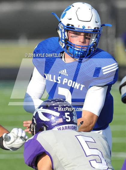 Thumbnail 2 in Bonham vs Wills Point (4A Division 2 Region 2 bi-district) photogallery.