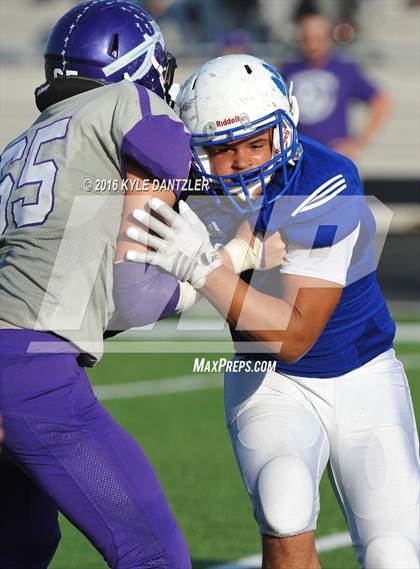Thumbnail 3 in Bonham vs Wills Point (4A Division 2 Region 2 bi-district) photogallery.