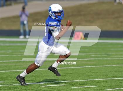 Thumbnail 3 in Bonham vs Wills Point (4A Division 2 Region 2 bi-district) photogallery.