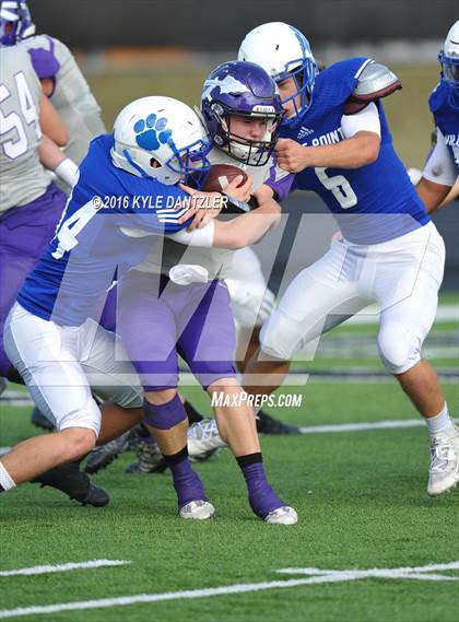 Thumbnail 2 in Bonham vs Wills Point (4A Division 2 Region 2 bi-district) photogallery.