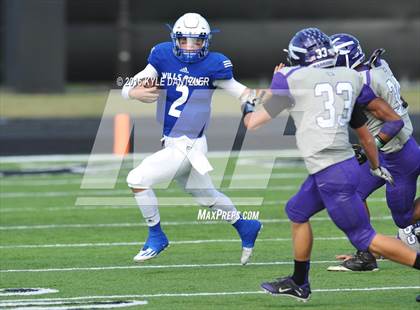 Thumbnail 2 in Bonham vs Wills Point (4A Division 2 Region 2 bi-district) photogallery.