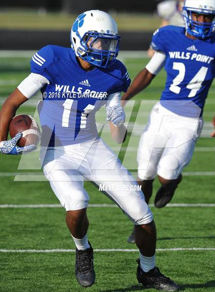 Thumbnail 3 in Bonham vs Wills Point (4A Division 2 Region 2 bi-district) photogallery.