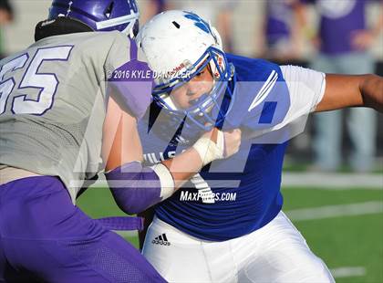 Thumbnail 2 in Bonham vs Wills Point (4A Division 2 Region 2 bi-district) photogallery.