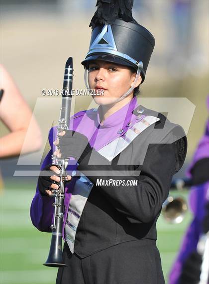 Thumbnail 2 in Bonham vs Wills Point (4A Division 2 Region 2 bi-district) photogallery.