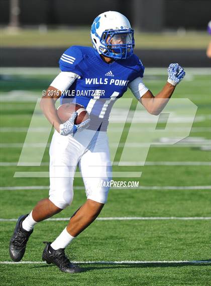 Thumbnail 1 in Bonham vs Wills Point (4A Division 2 Region 2 bi-district) photogallery.