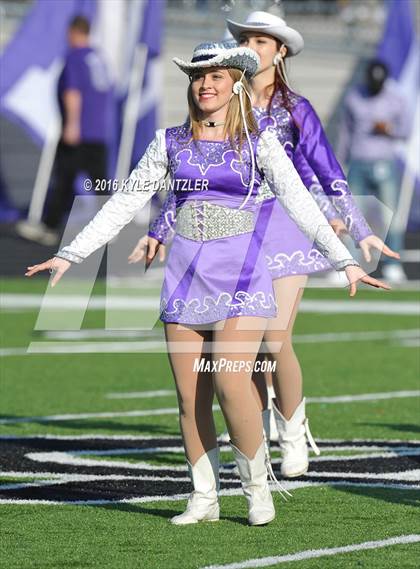 Thumbnail 1 in Bonham vs Wills Point (4A Division 2 Region 2 bi-district) photogallery.