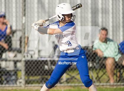 Thumbnail 3 in Vandebilt Catholic @ E.D. White photogallery.