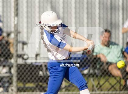 Thumbnail 3 in Vandebilt Catholic @ E.D. White photogallery.
