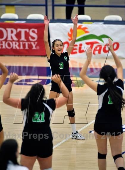 Thumbnail 3 in Bishop Conaty-Loretto vs Pomona Catholic (CIF SS D5AA Final) photogallery.