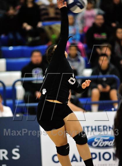Thumbnail 2 in Bishop Conaty-Loretto vs Pomona Catholic (CIF SS D5AA Final) photogallery.