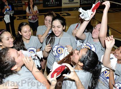 Thumbnail 1 in Bishop Conaty-Loretto vs Pomona Catholic (CIF SS D5AA Final) photogallery.