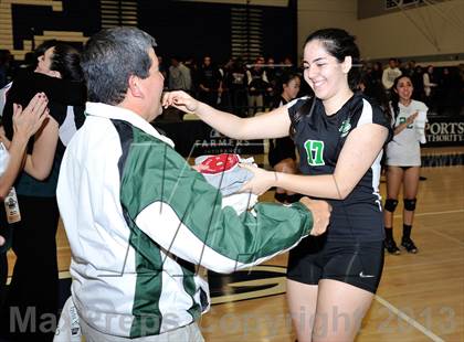 Thumbnail 3 in Bishop Conaty-Loretto vs Pomona Catholic (CIF SS D5AA Final) photogallery.