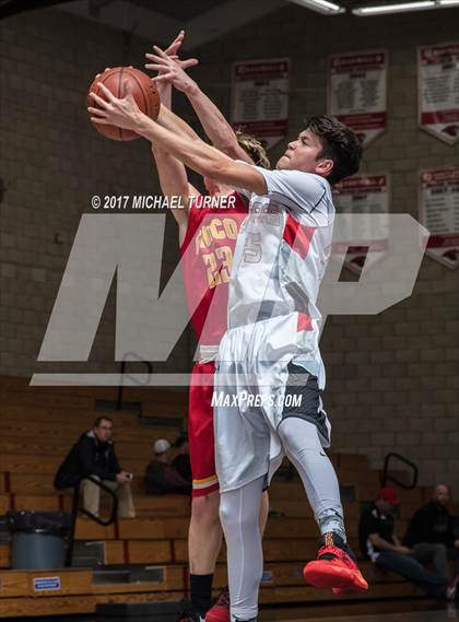 Thumbnail 2 in Chico @ Foothill  photogallery.