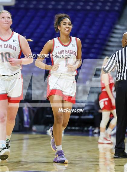 Thumbnail 1 in Holliday vs. Columbus (UIL 3A Basketball State Semifinal) photogallery.