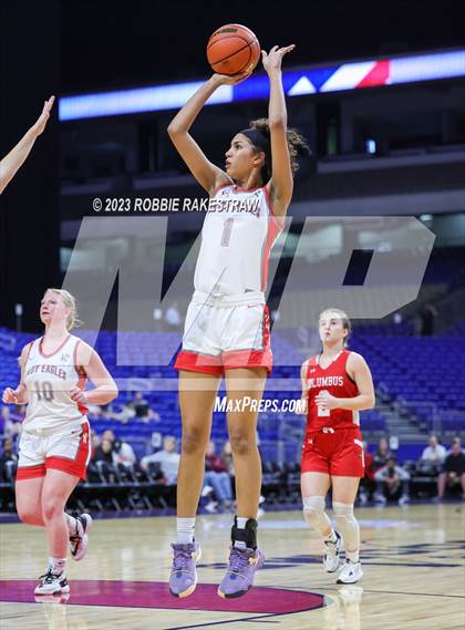 Thumbnail 2 in Holliday vs. Columbus (UIL 3A Basketball State Semifinal) photogallery.