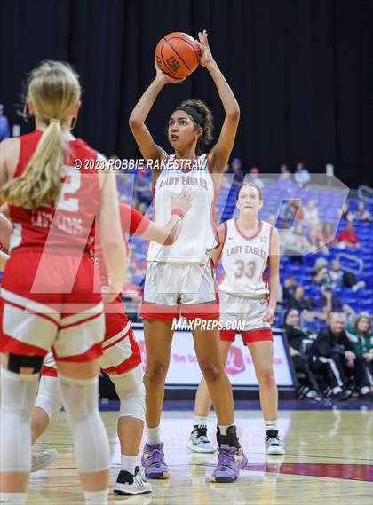 Thumbnail 2 in Holliday vs. Columbus (UIL 3A Basketball State Semifinal) photogallery.