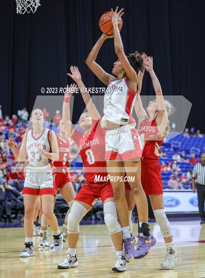 Thumbnail 2 in Holliday vs. Columbus (UIL 3A Basketball State Semifinal) photogallery.