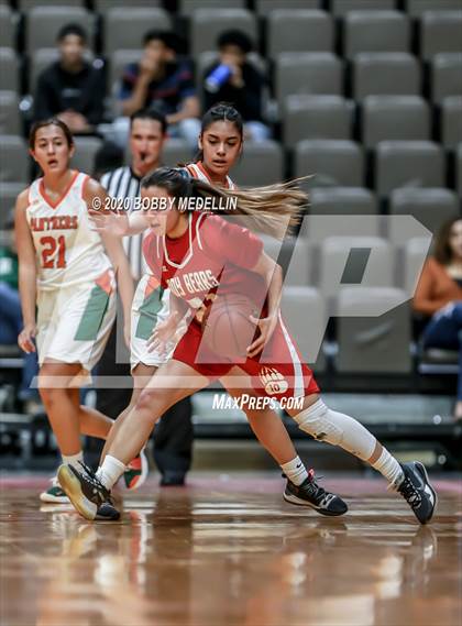 Thumbnail 1 in Arvin vs. Porterville (CIF D3 Central Section Championship) photogallery.