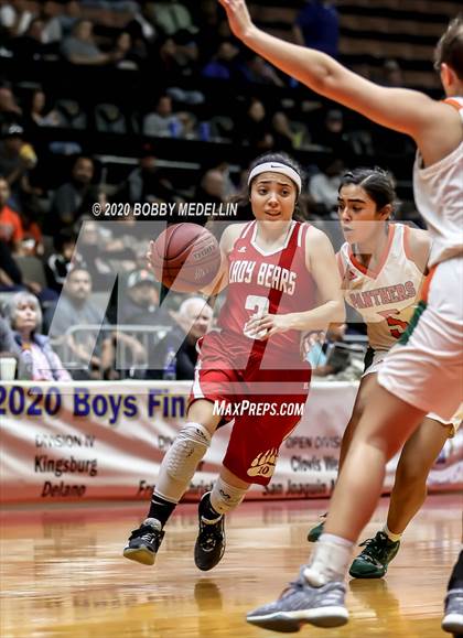 Thumbnail 2 in Arvin vs. Porterville (CIF D3 Central Section Championship) photogallery.