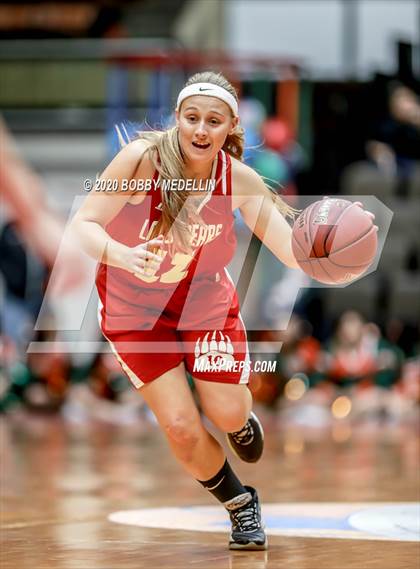 Thumbnail 2 in Arvin vs. Porterville (CIF D3 Central Section Championship) photogallery.