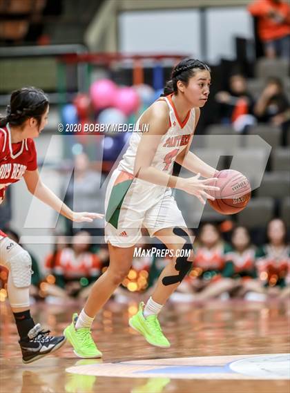 Thumbnail 1 in Arvin vs. Porterville (CIF D3 Central Section Championship) photogallery.