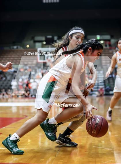 Thumbnail 1 in Arvin vs. Porterville (CIF D3 Central Section Championship) photogallery.