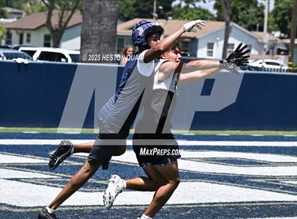 Thumbnail 3 in St. John Bosco vs. Servite (Brave 8 Invitational) photogallery.